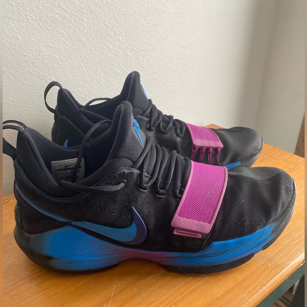 Nike PG1 “Flip The Switch”